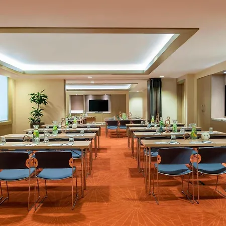 Renaissance Polat Bosphorus 5* איסטמבול