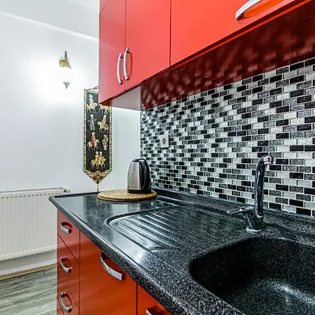 Lovely Flat In Cihangir Near Public Transportation * Istanbul