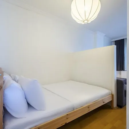 Chic Studio Flat Near Trendy Locations In Beyoglu Daire İstanbul