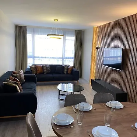 Apartment Center Apartment, Sisli, Near Metro Istanbul