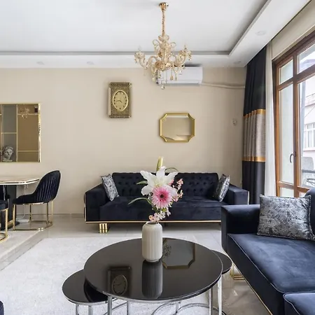Apartment Central Flat With Balcony In Inonu Sisli