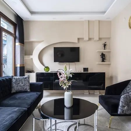 Apartment Central Flat With Balcony In Inonu Sisli *