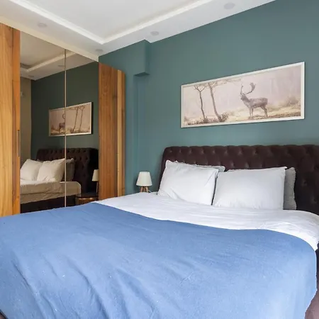 Central Flat With Balcony In Inonu Sisli Apartment