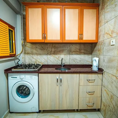 Yaghane * Istanboel