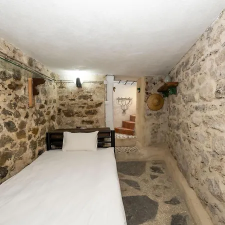 Taksim Antique Aparthotel *