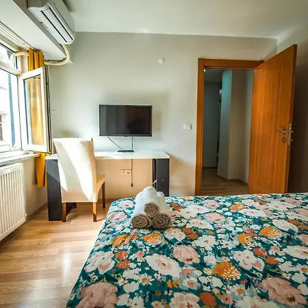 Apartment Gullehane