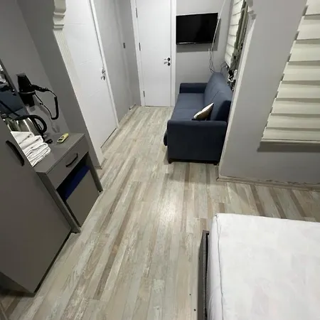 Blue Guest Oldcity Apartment