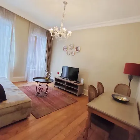 Balkon Apartment Istanbul