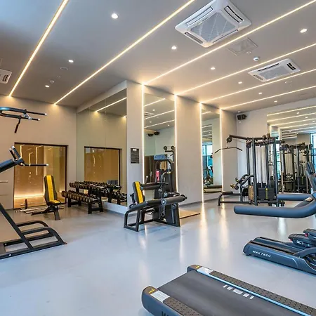 212 Outlet Karsisinda Lux N7