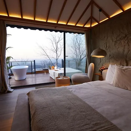Nuba Country house *