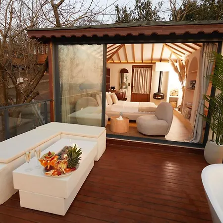 Nuba Country house *