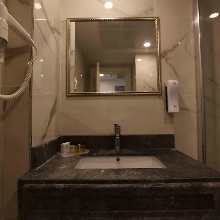 Hotel Palde & 4*
