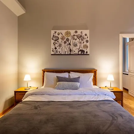 Apartment Enchanting Flat In Beyoglu With Bosphorus View