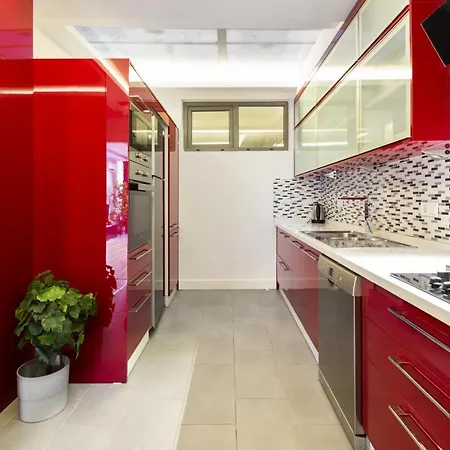 Chic, Cozy With Garden In Besiktas Apartment