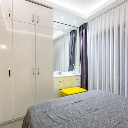 Excellent Flat With A Lovely Backyard In Nisantasi Apartment Istanbul