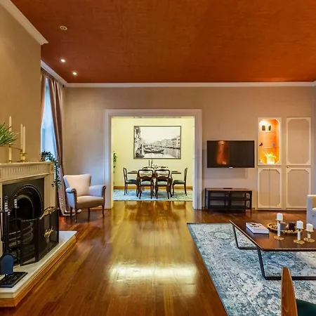 Enchanting Flat In Beyoglu With Bosphorus View Apartment