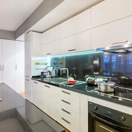 Splendid Flat With Excellent Location In Beyoglu Istanbul
