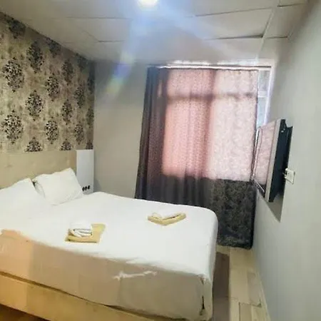 Zeus Apart Apartment *
