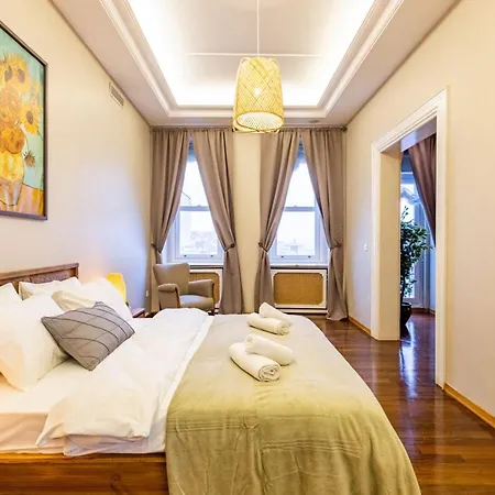 Apartment Enchanting Flat In Beyoglu With Bosphorus View Istanbul