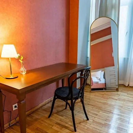 Enchanting Flat In Beyoglu With Bosphorus View Appartement *