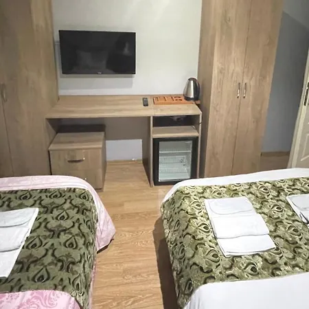 Hotel Rozza