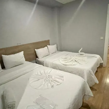 Rozza Hotel