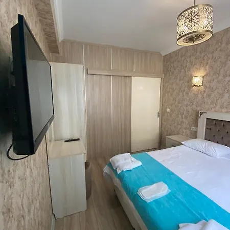 Aparthotel Amida House 2*