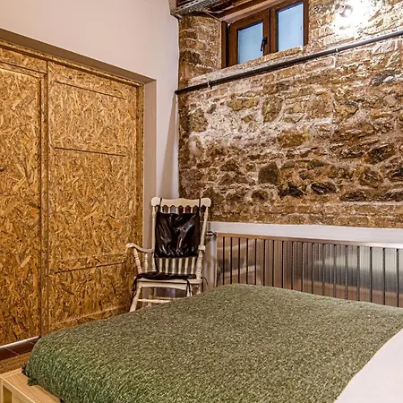 Centrally Located Historical Flat In Beyoglu *