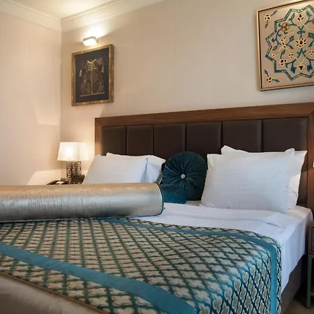 Golden Age Taksim 4*