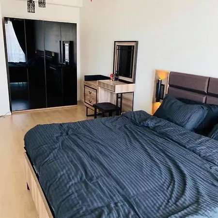 Daire 2-bedroom In Bati Sehir - İstanbul