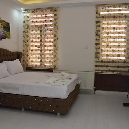 Oerge Suit Apart Istanbul