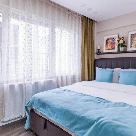 Cozy And Compact Flat In Sisli *
