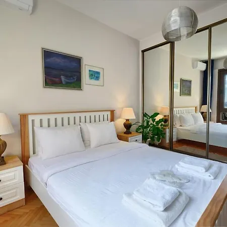 Apartment Gumussuyu By Azad Homes