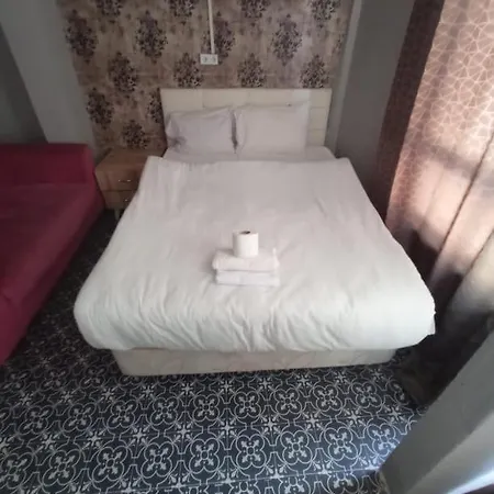 Zeus Apart Apartment *