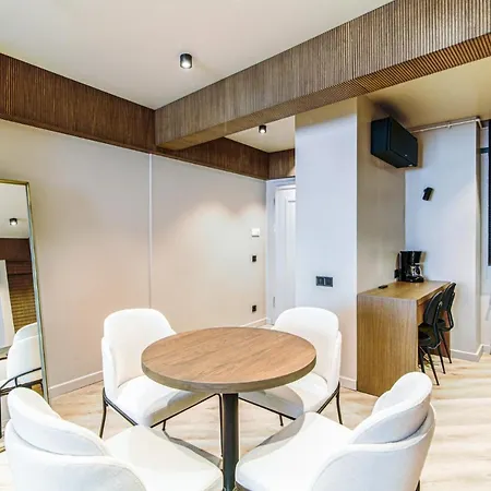 Апартаменты Chic And Convenient Flat In Central Besiktas Стамбул