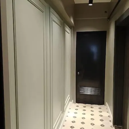 Apartment Taksim Meydana Komsu Cihangir De Genis 1+1 Istanbul