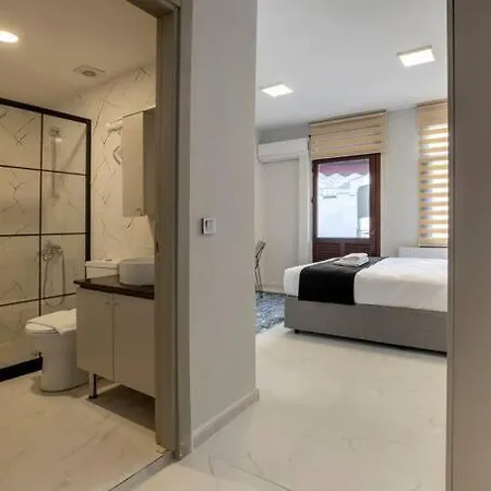 Cozy & Comfy Studio At Beyoglu - 41 Apartment