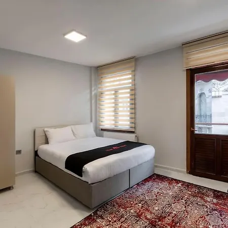Apartment Cozy & Comfy Studio At Beyoglu - 44 Istanbul