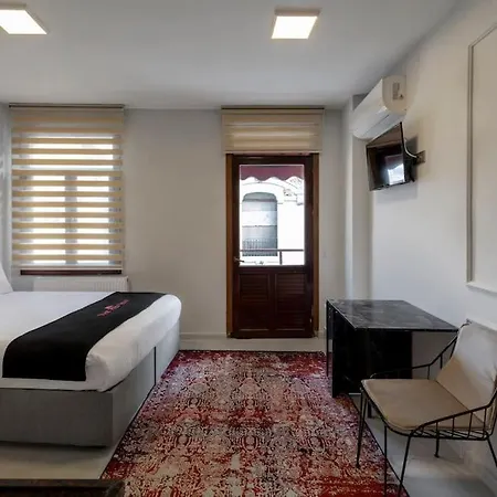 Apartment Cozy & Comfy Studio At Beyoglu - 44