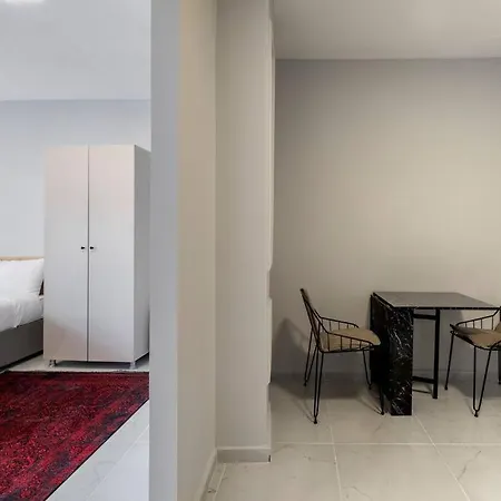 Cozy & Comfy Studio At Beyoglu - 51 Istambul