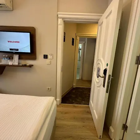 Black Tulip 4* Istanbul