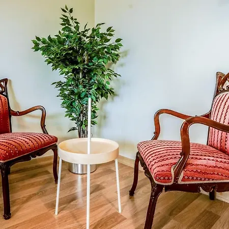 Apartment Fully Furnished Modern Flat In Tuzla *