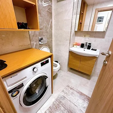 Aliya No1-new Close To Taksim Apartment Istanbul