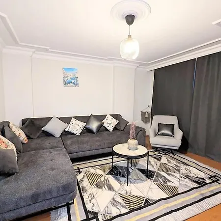 Superb & Elegant 3-bedroom Apt, Osmanbey *