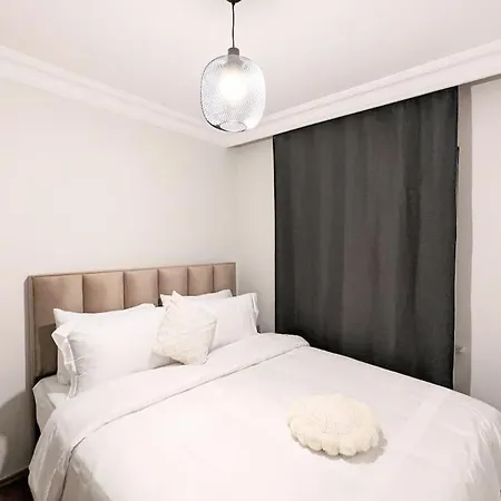 Apartment Superb & Elegant 3-bedroom Apt, Osmanbey