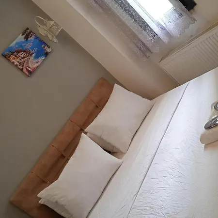 Vintage Joker Hotell