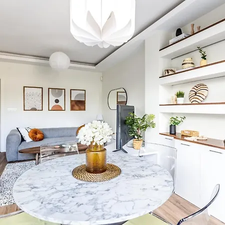 Stylish And Lovely Flat In Kadikoy Apartment *