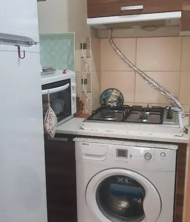 Apartment Cosy And Fully Furnished 2 Bedroom