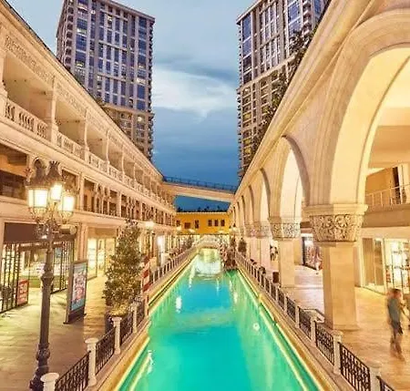 Venezia Mega Shopping Mall, Istanbul, Luxury,balcony Apartment