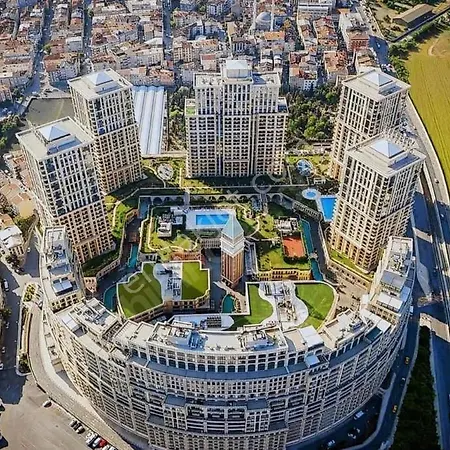 Apartment Venezia Mega Shopping Mall, Istanbul, Luxury,balcony *